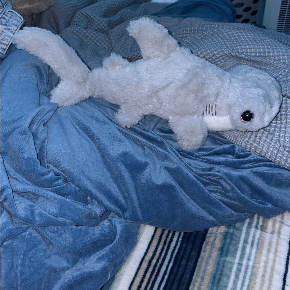 Medium Shark Plush, Gray, 7", Valentine's Day by Way To Celebrate